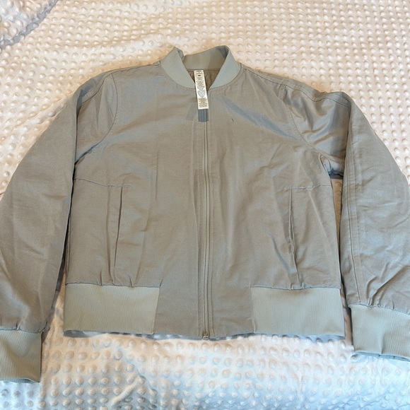LULULEMON Reversible Winter Jacket - Picture 5 of 7